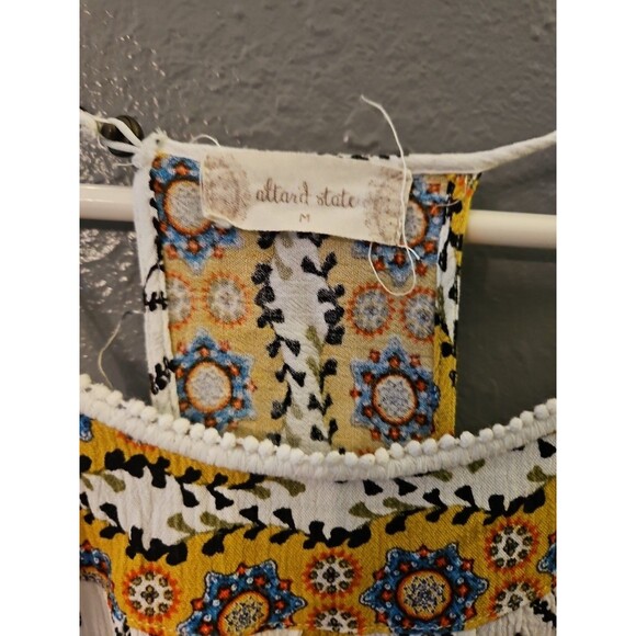 Alter'd State‎ Tank/ Blouse Graphic White Spaghetti Strap flowy Size Medium (A5) - Picture 2 of 10